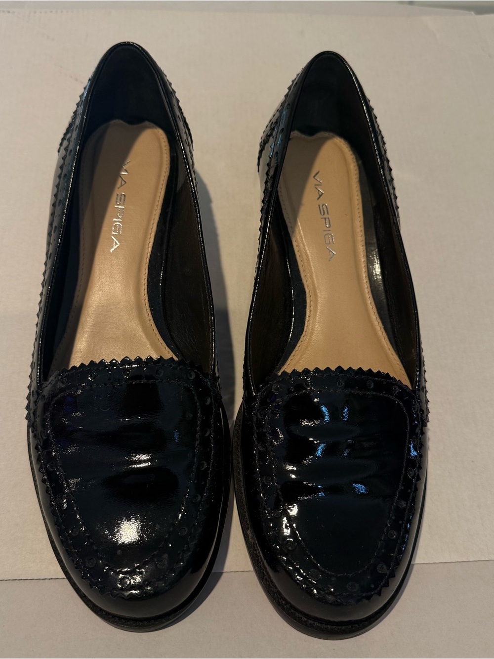 Via Spiga Black Patent Leather Loafers with Scalloped Trim